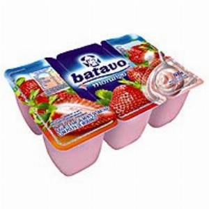 Bebida Láctea BATAVO Batamilk com iogurte e Polpa de Morango 540g